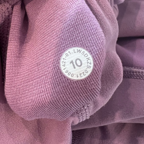 🍋 Align II 25” Wisteria Purple - Picture 3 of 5